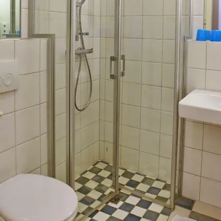 Seehaus Hartwigsdorf 3*