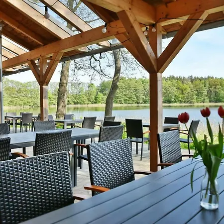 Seehaus Hartwigsdorf 3*